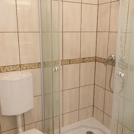 Babos Panzio Bed and breakfast *